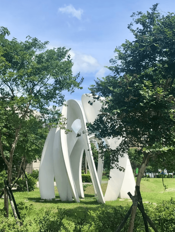 桃園地方法院檢察署／公共藝術-泉鏡