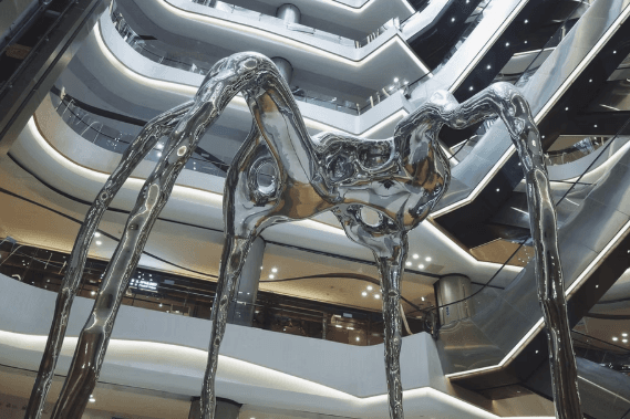 上海龍興美凱龍商場／公共藝術-行雲