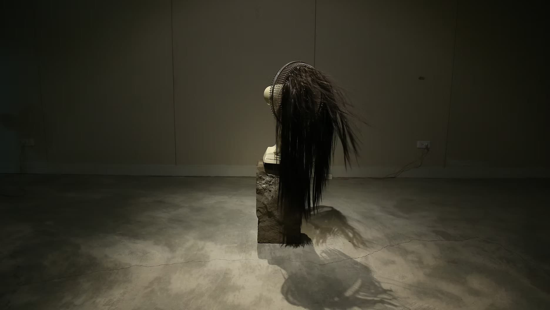 飄蕩在髮梢之間