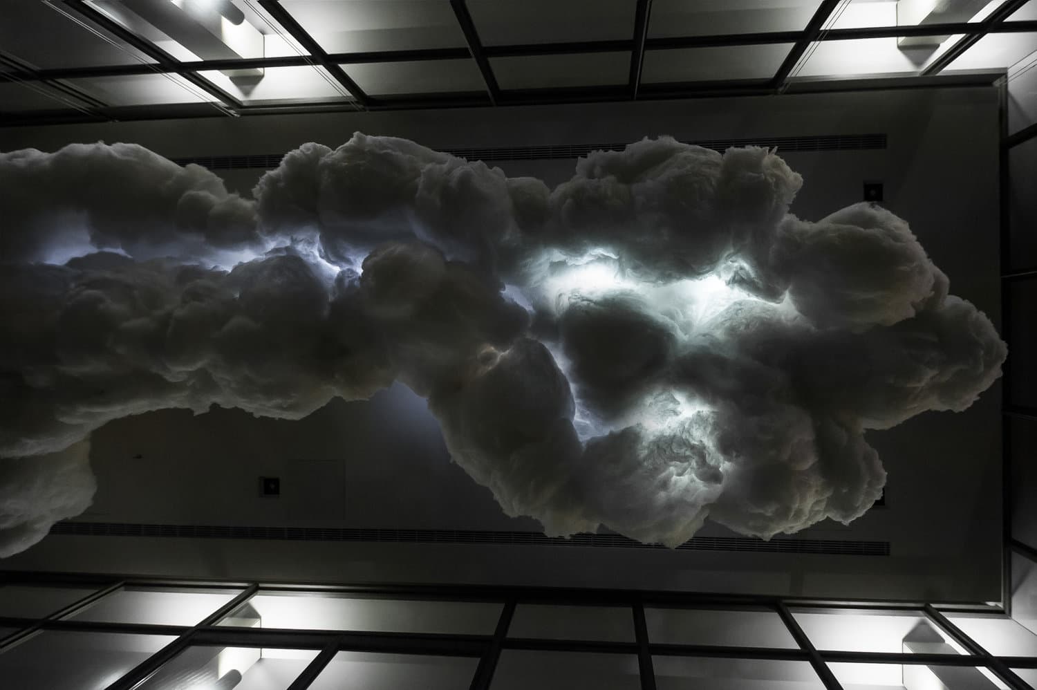 飛行的軌跡-連續