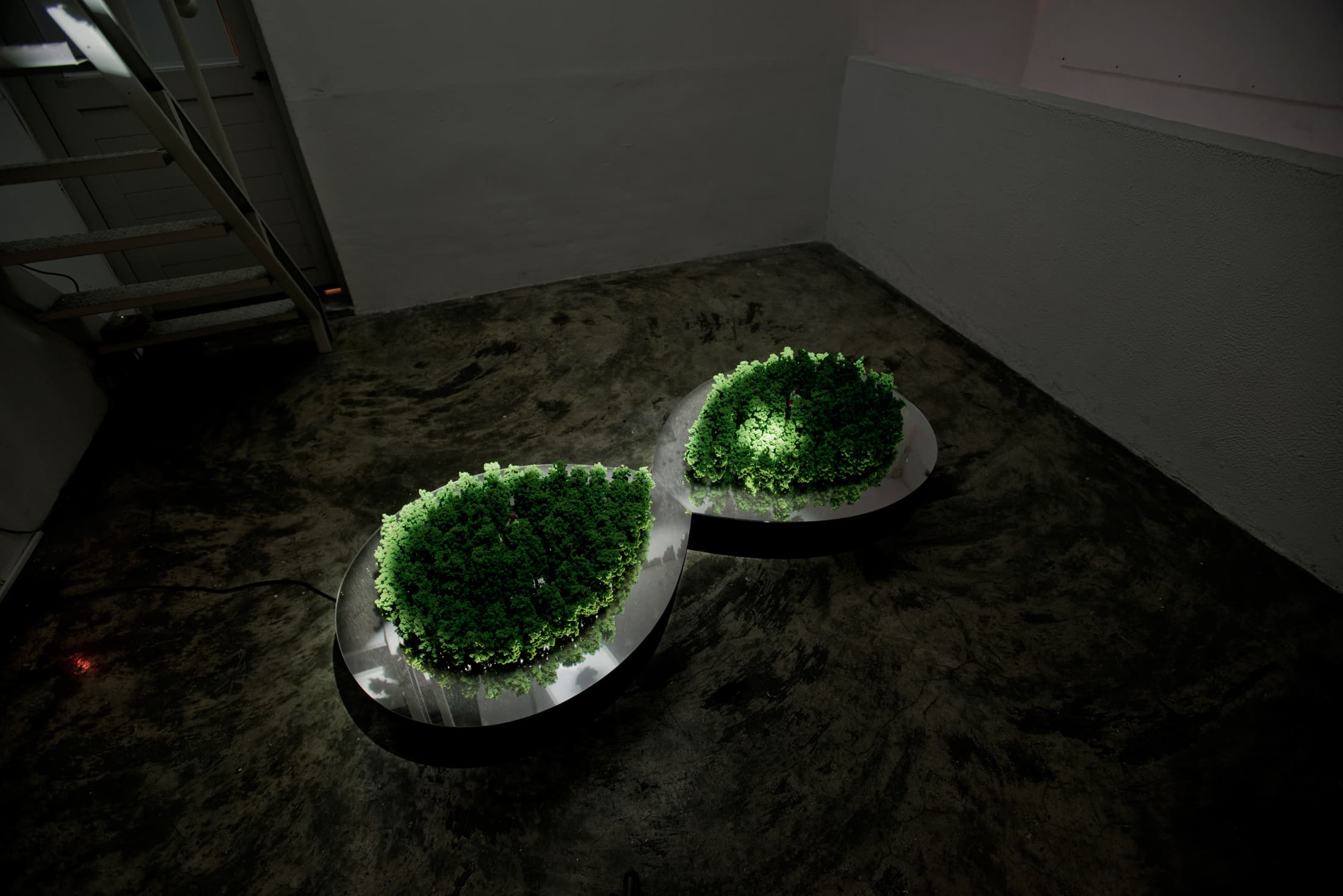 Mini-Worlds-The-Infinite_01