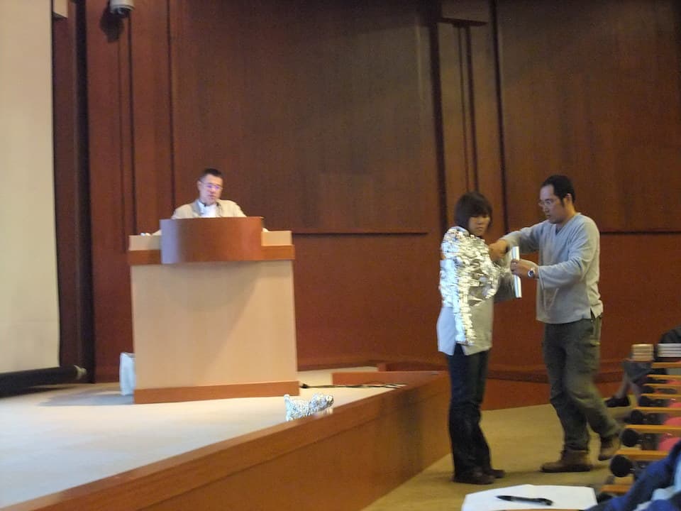 YCI-TWT-02宇中怡-事件中的事件：錫箔人-02