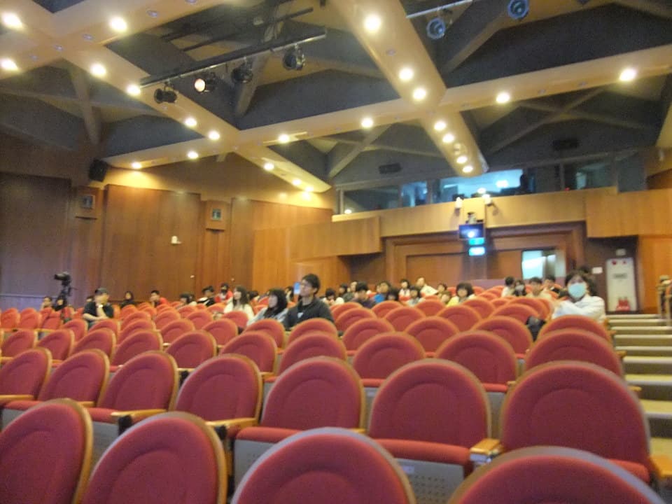 YCI-TWT-05宇中怡-事件中的事件：錫箔人-05