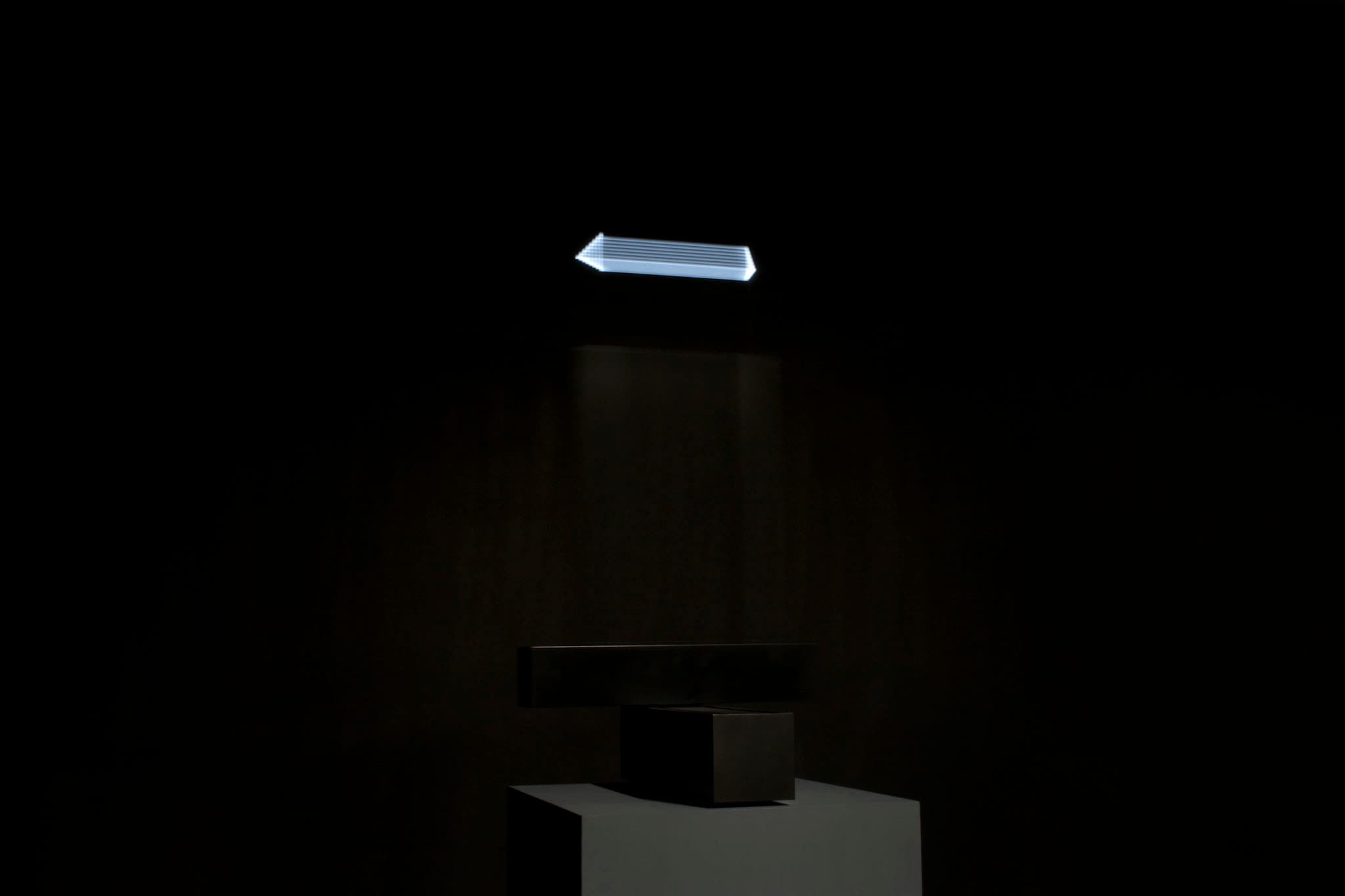 光・體–三角錐