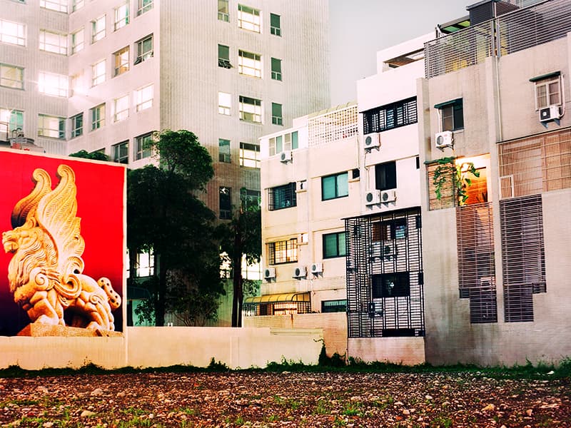 14070002-20161009-web