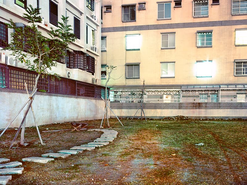 29490003-20160325-web