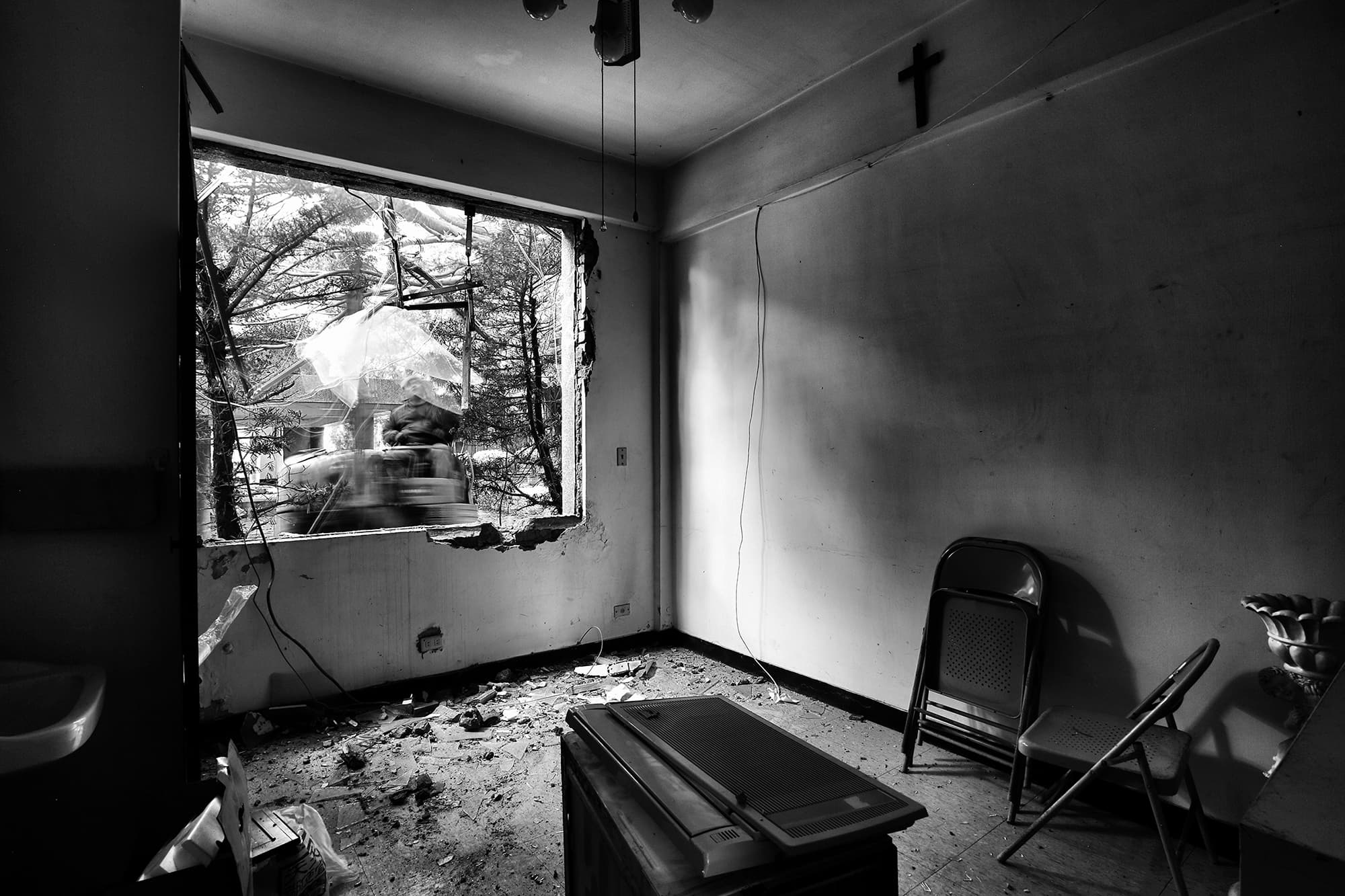 REAR-WINDOWTAIPEITW20134