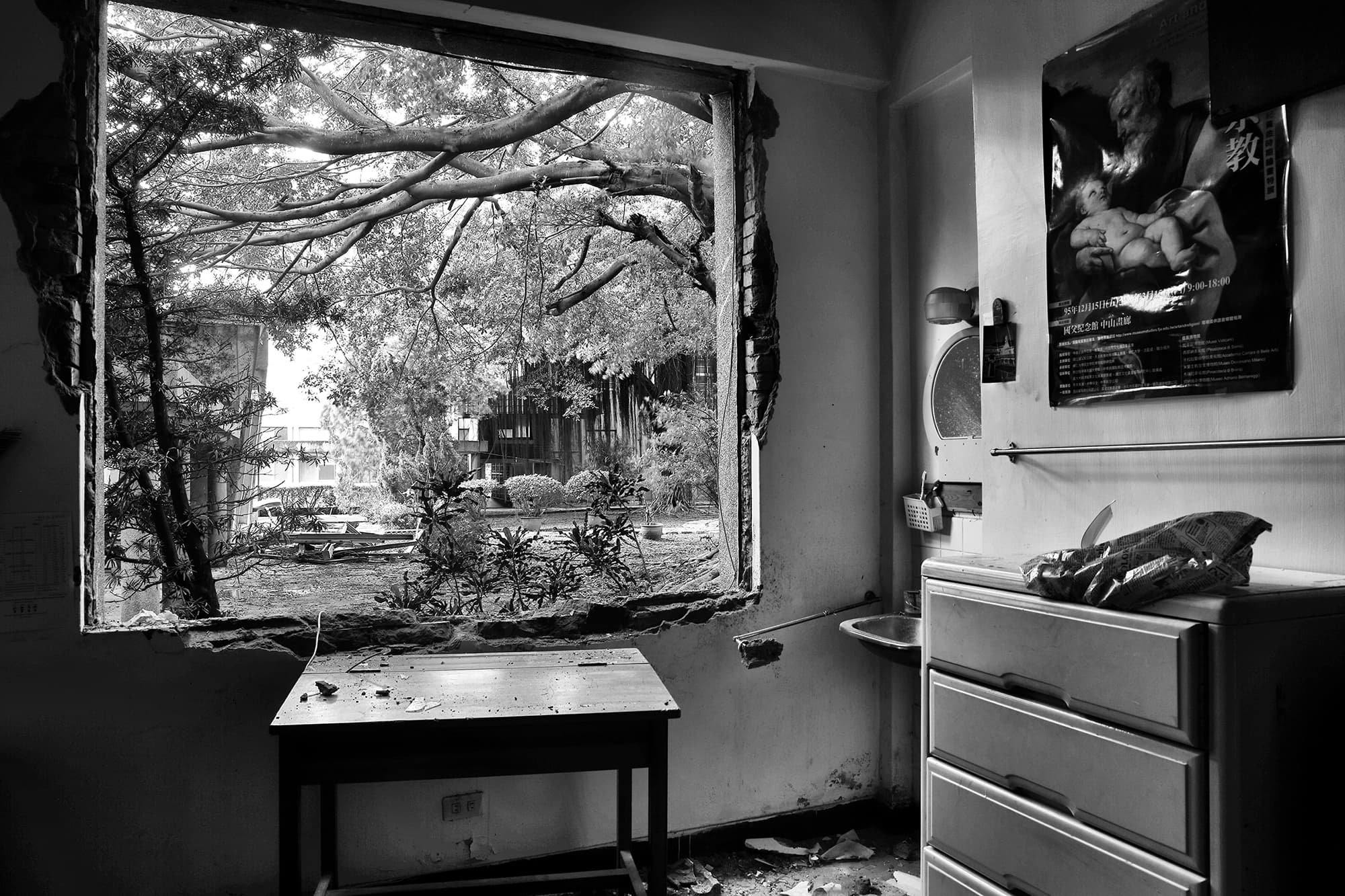 REAR-WINDOWTAIPEITW20139