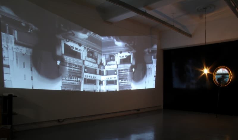 在看不見的地方存在著