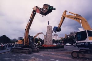 夜焱舞龍、虎、獅、豹鬥