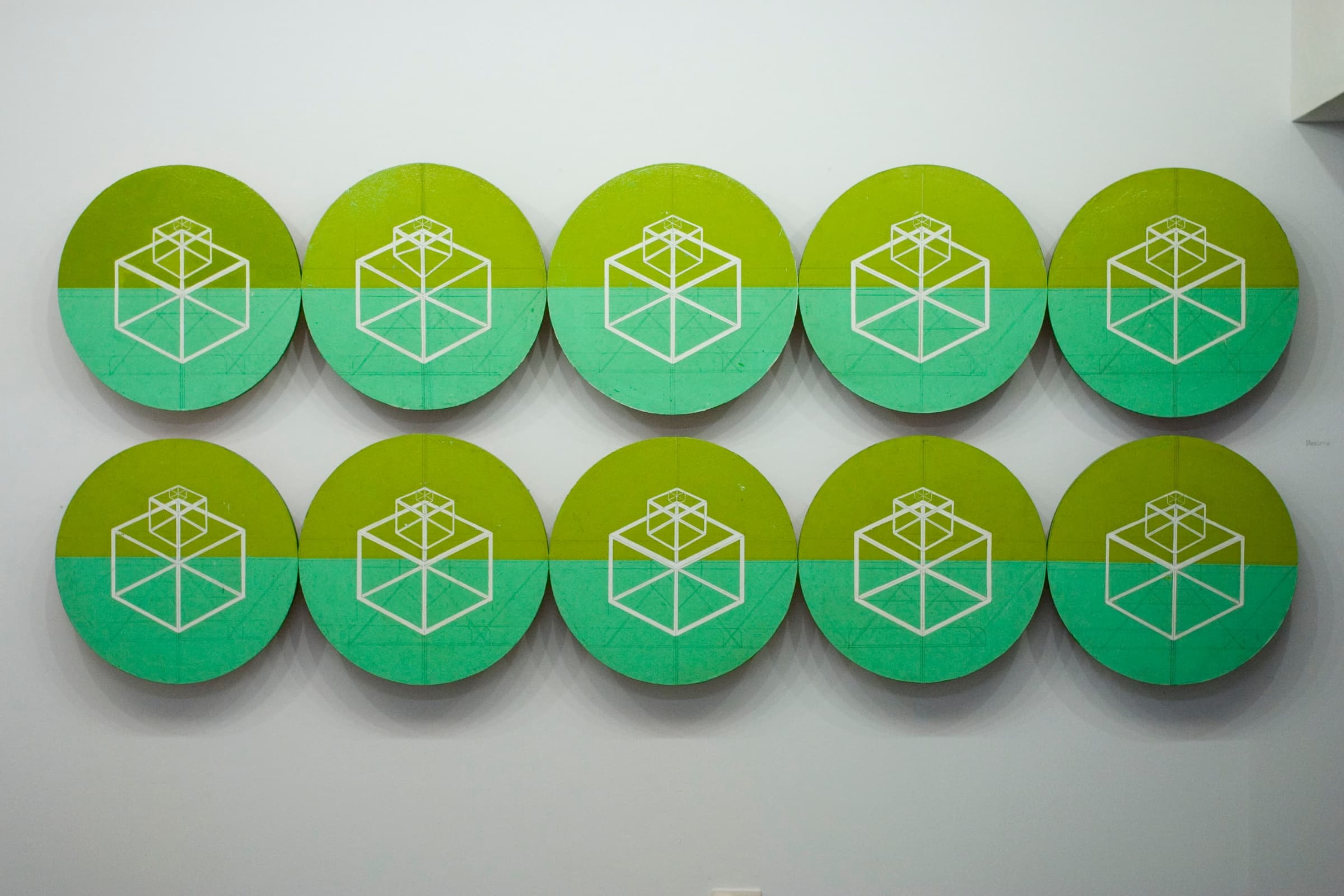 一個交錯而過的視線 - 沒有起始的地方