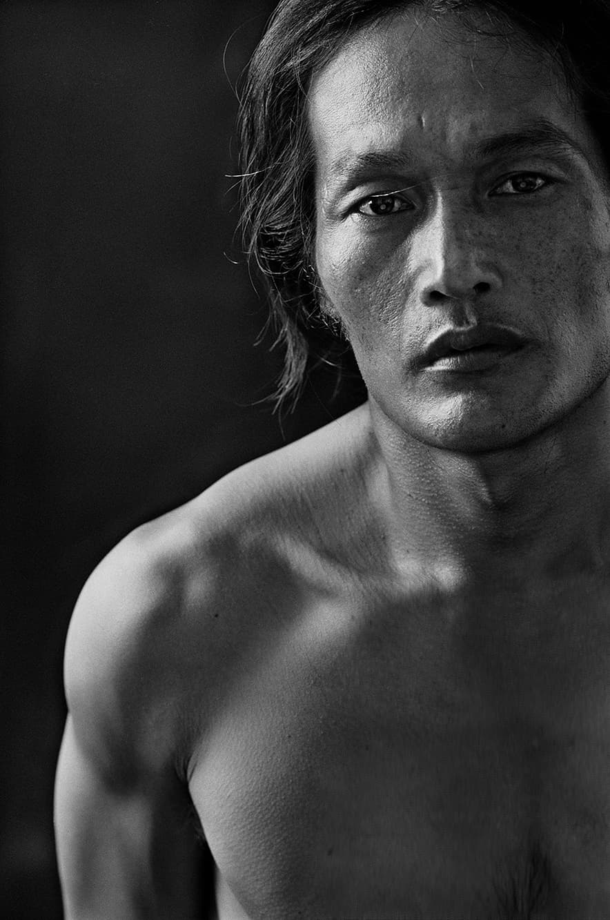 第一個亞當 — 塵土與靈氣的混合