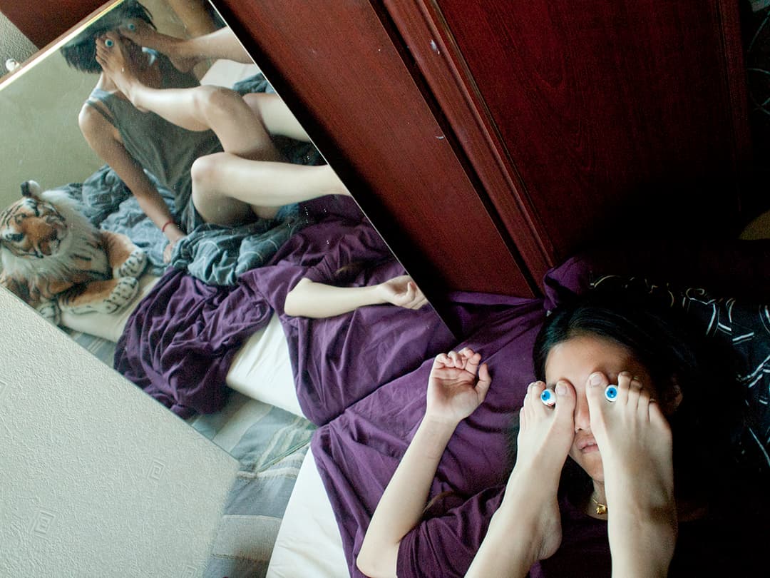 15.-plastic-hole-w1080