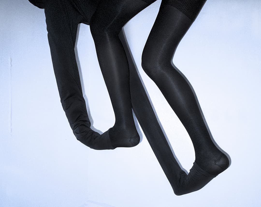 8.-speeding-motocycle-w1080