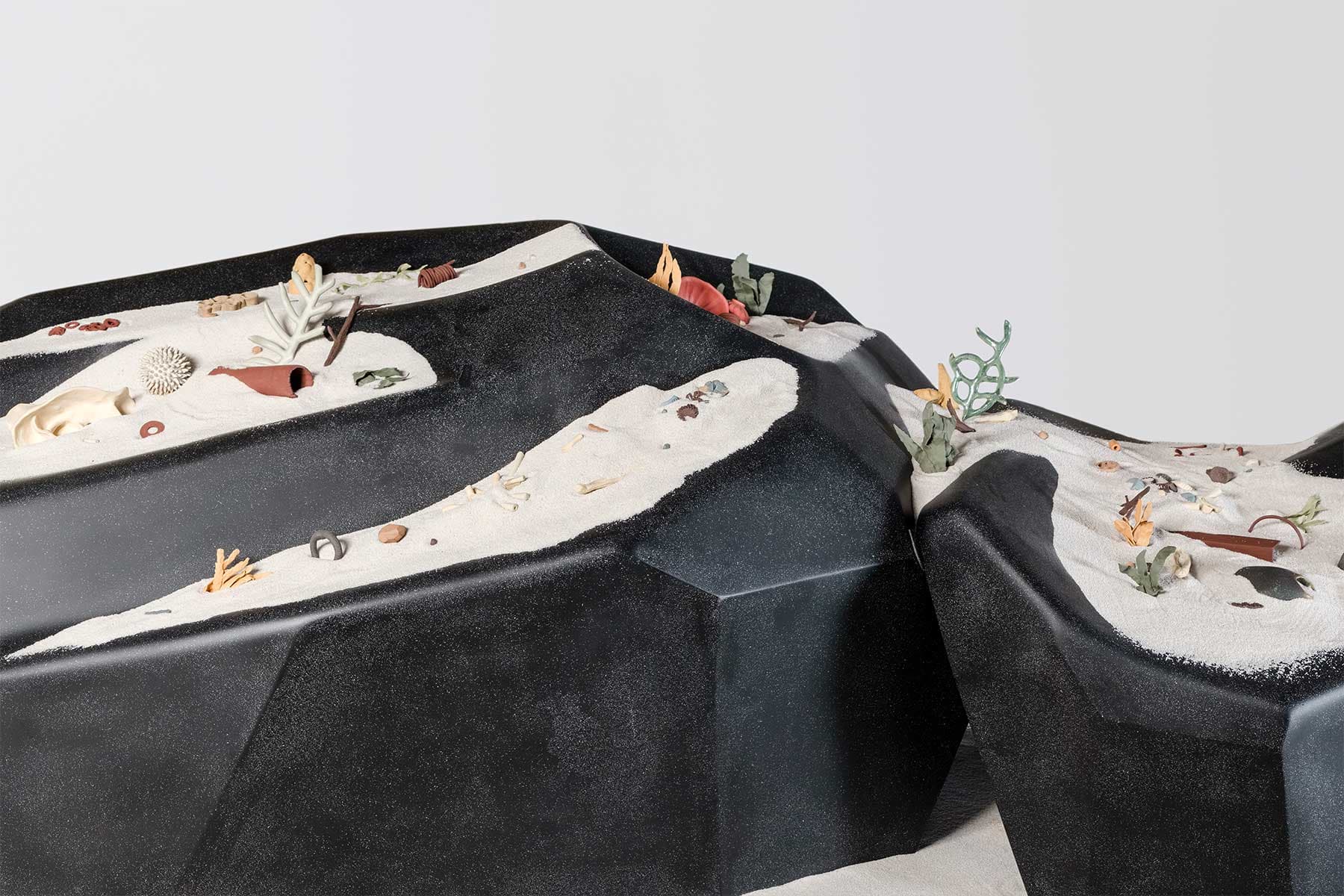 東西變石頭，石頭變成沙