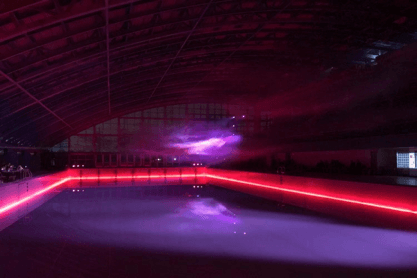 泳池上的一朵雲3