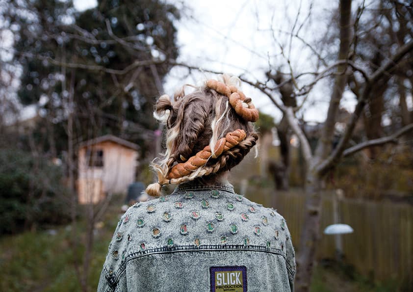 3.-Baker-Salon_Holy-s_842