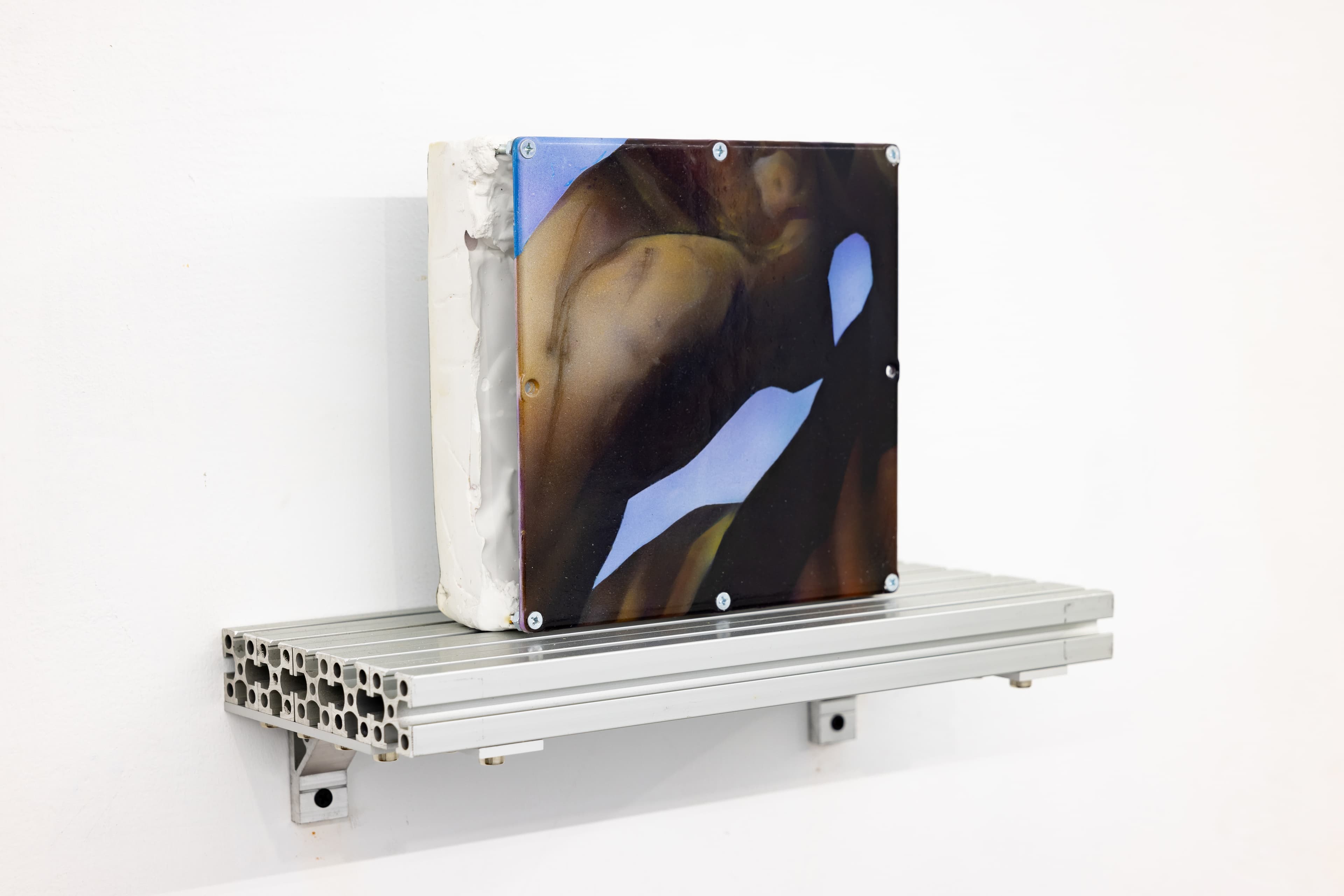 未賦名 (殘像35；景 13；timecop 1983 girl; I cut a piece from you))