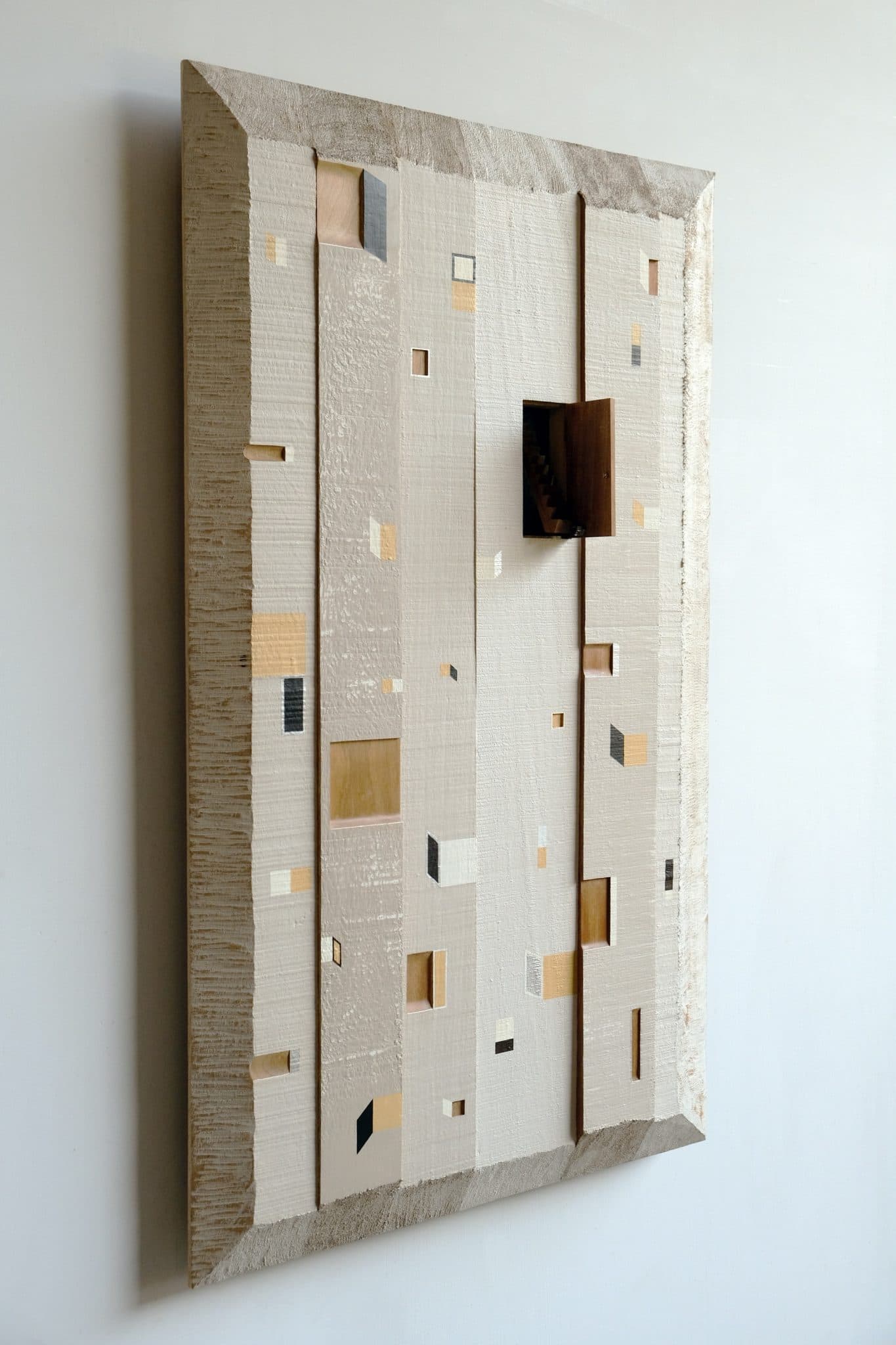 TAI14064_edit-1365x2048