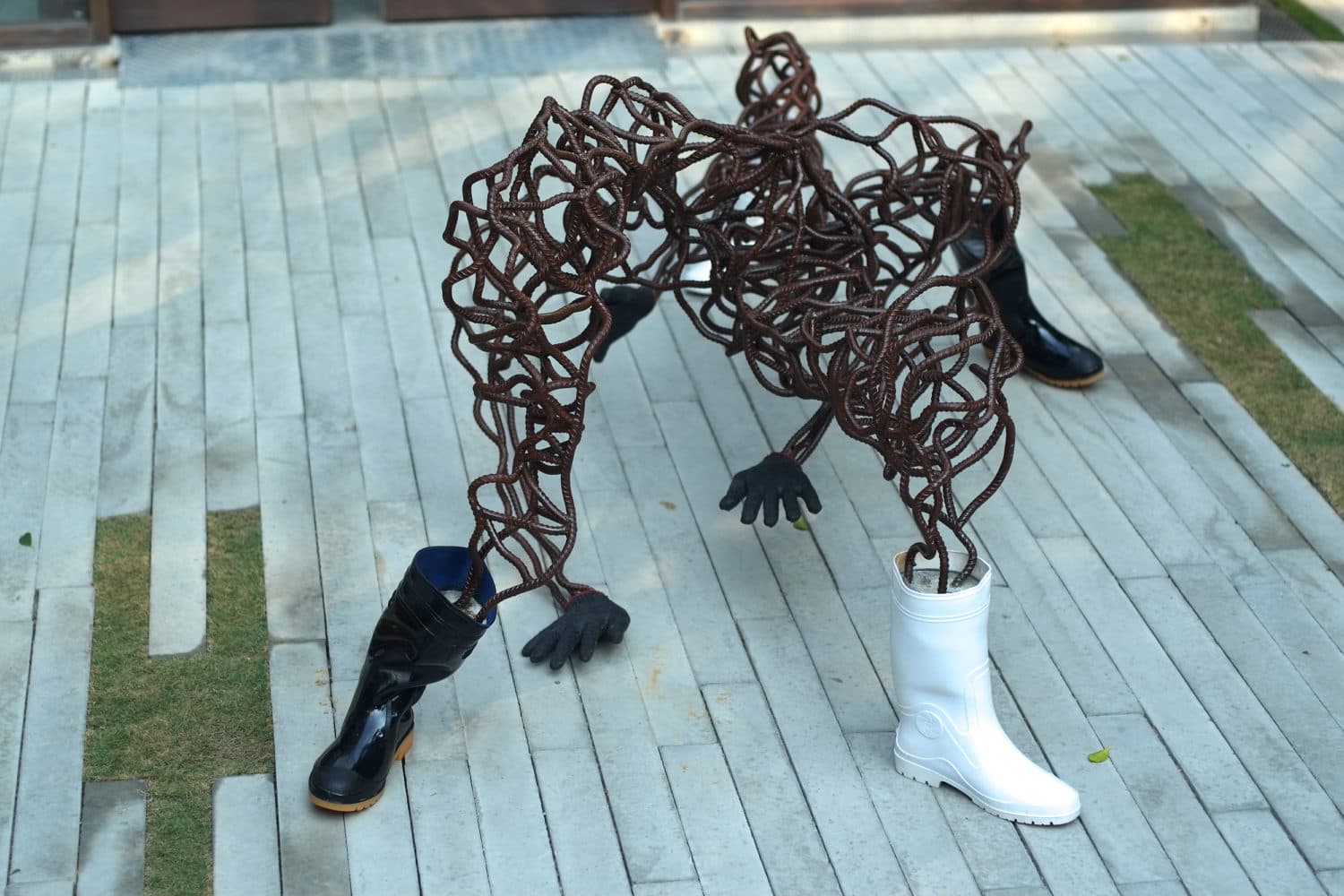 TXE17207_edit_w2500-1500x1000