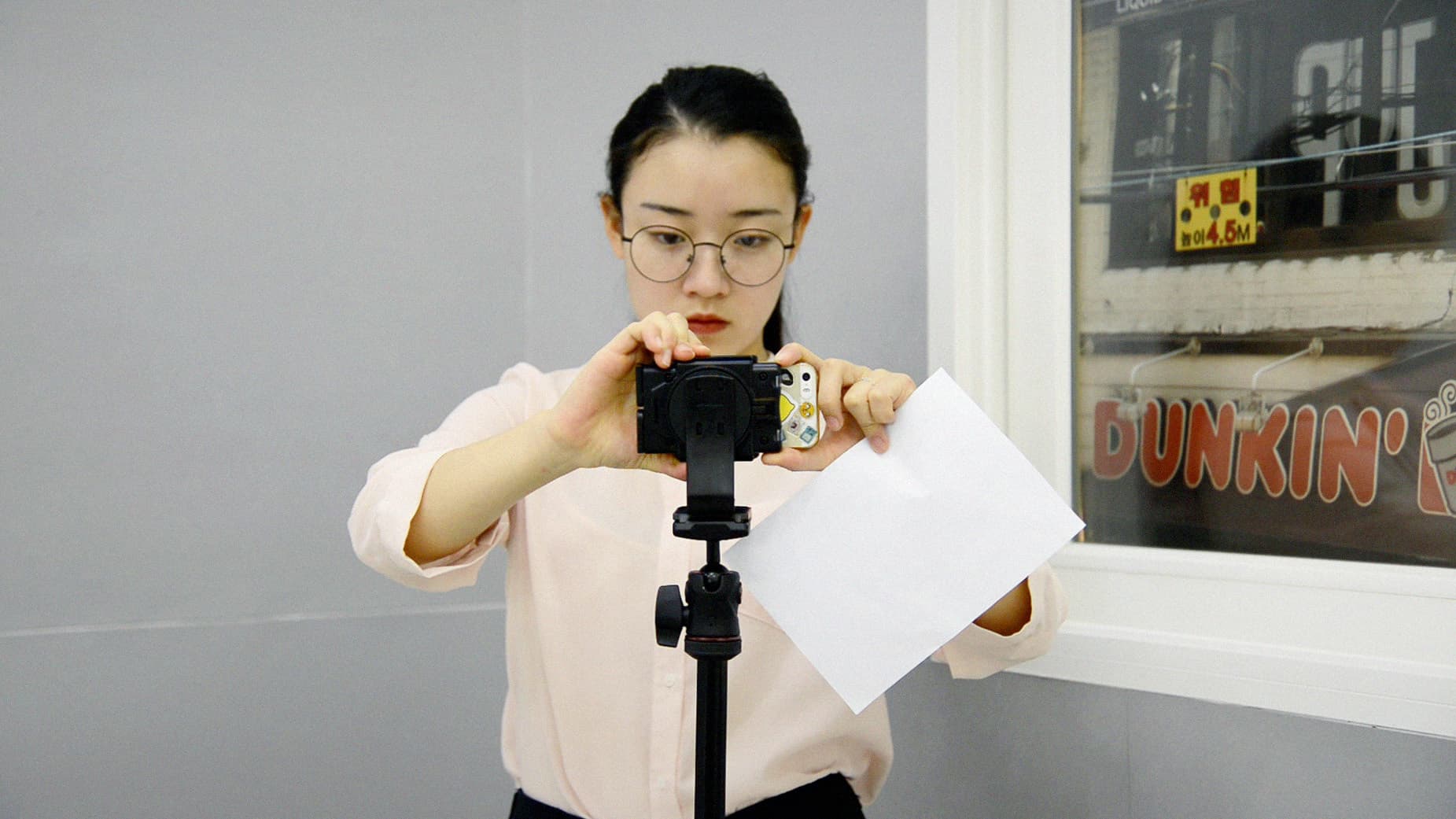 攝  像  機  （16）