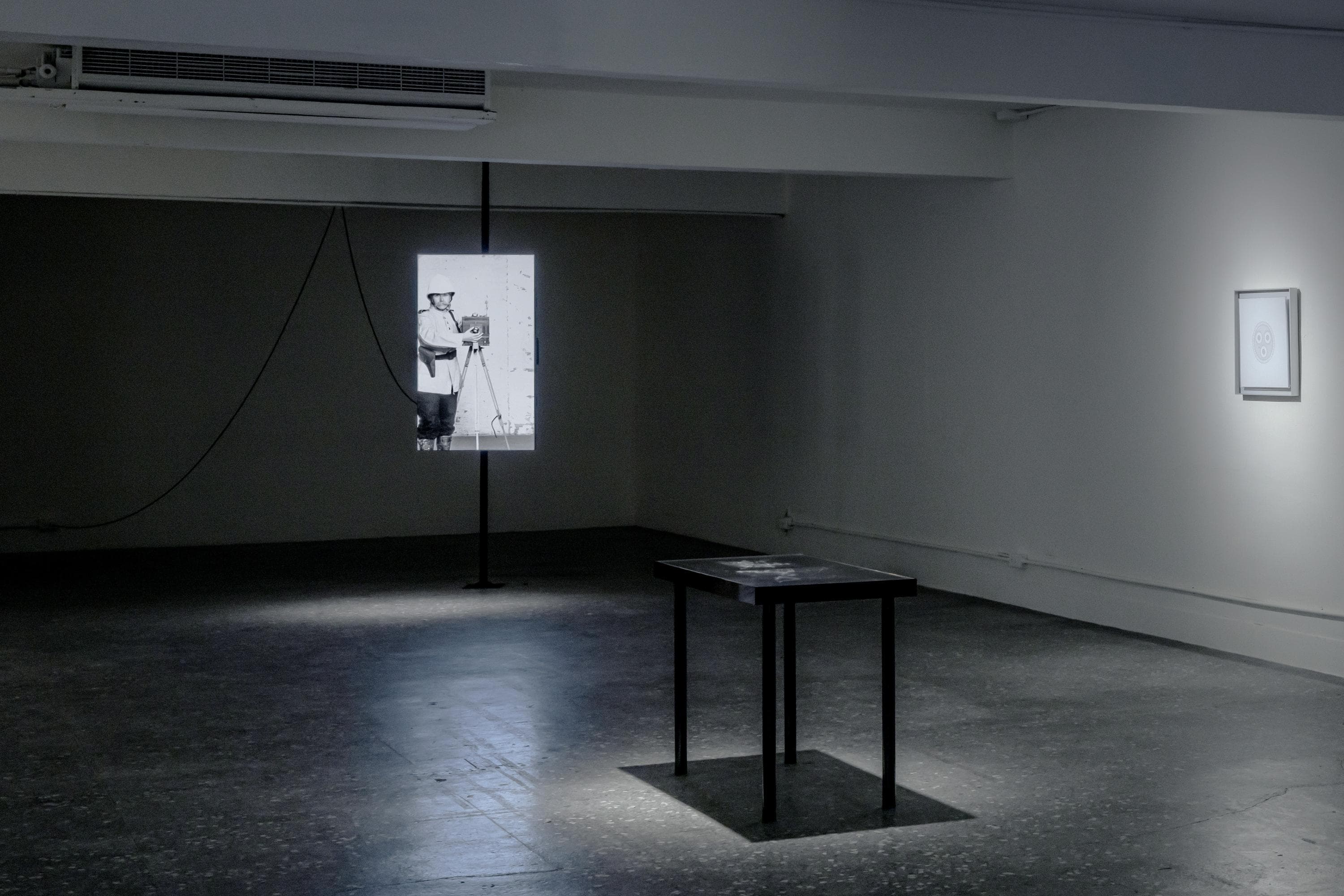 攝  像  機  （65）