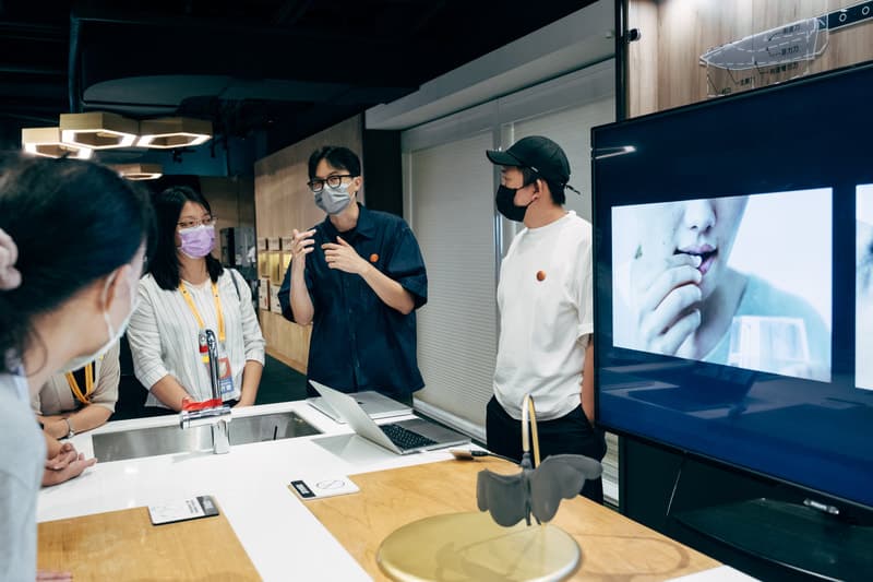 蝙蝠筵席實驗室