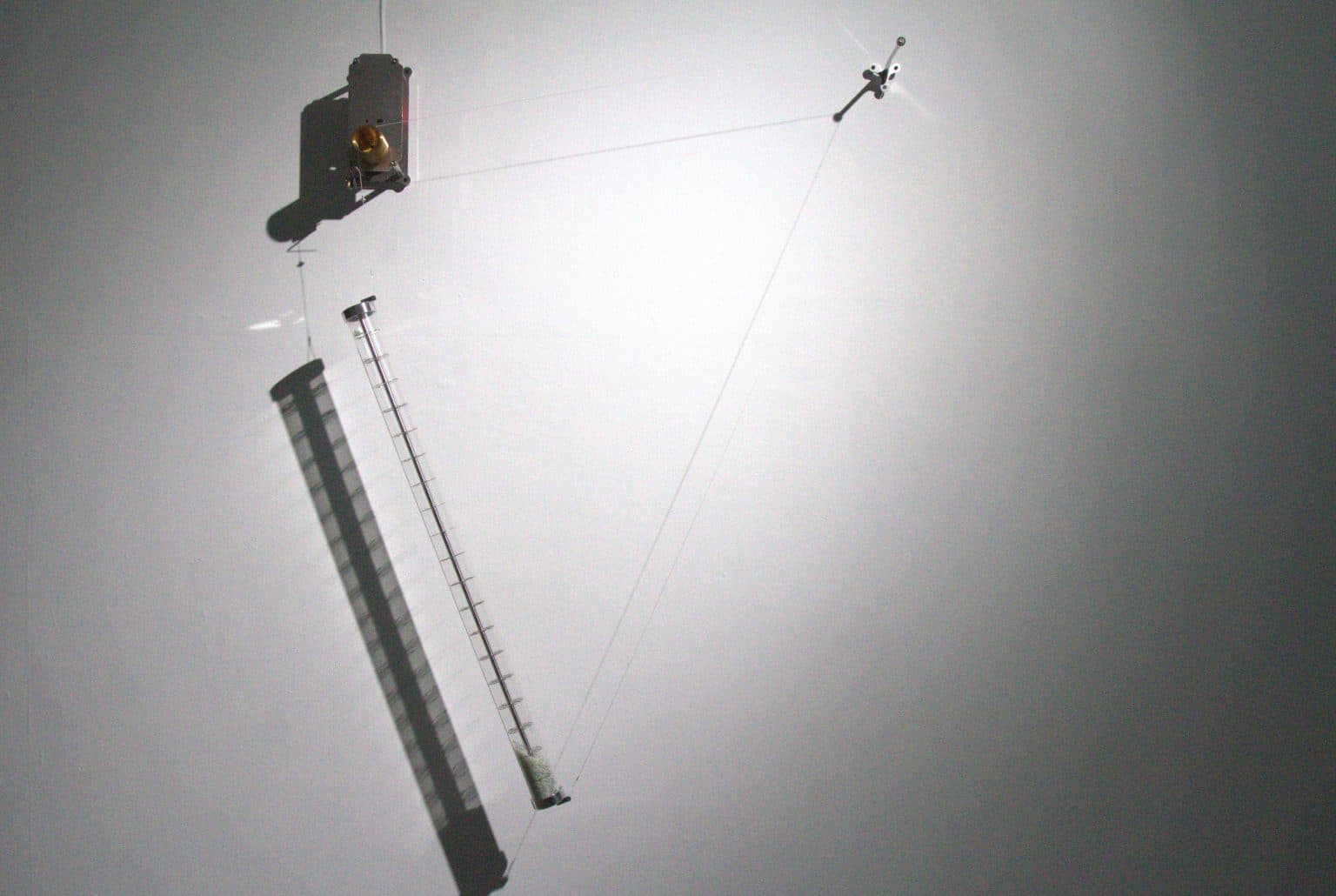 fallingMoment2019_02-1-1536x1030